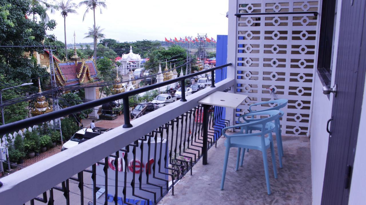 Mekong Riverside Vientiane Bagian luar foto